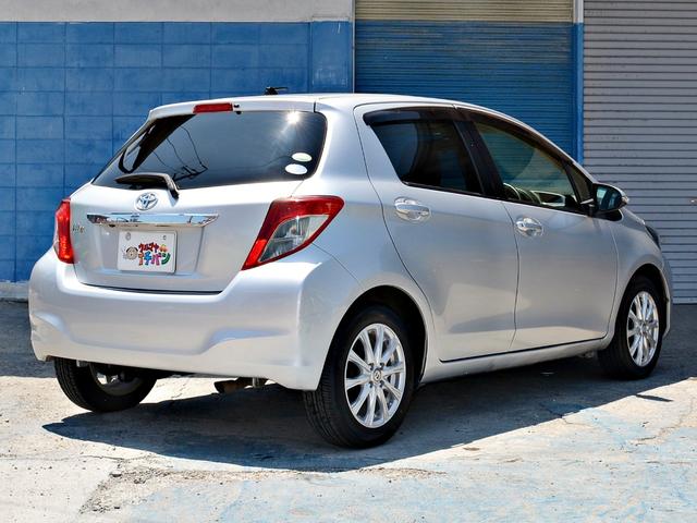 Toyota Vitz U