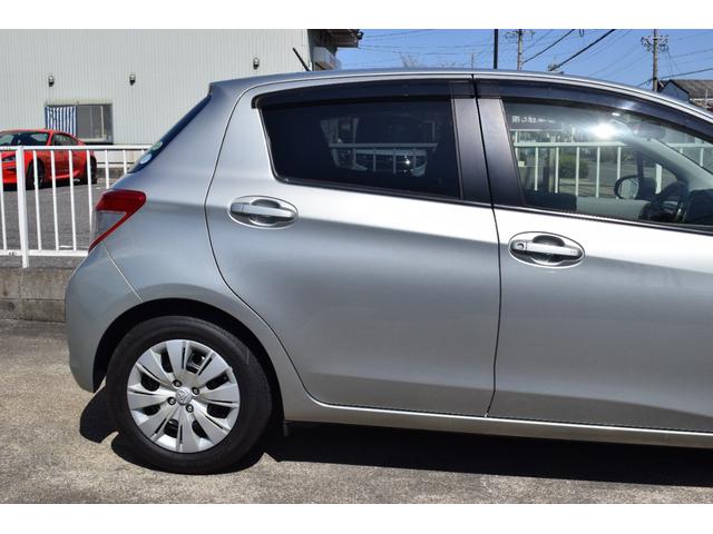 Toyota Vitz U