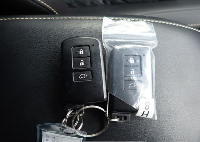 Toyota Harrier Premium