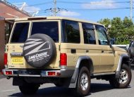 Toyota Land Cruiser 70