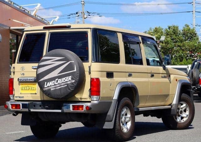 Toyota Land Cruiser 70