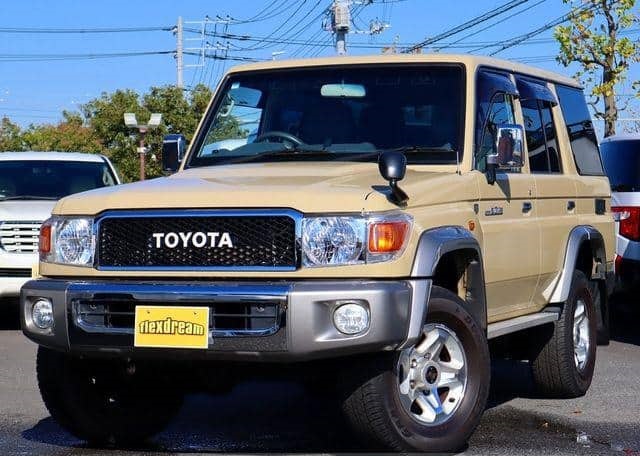 Toyota Land Cruiser 70