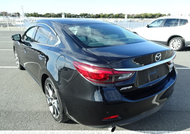 Mazda Atenza
