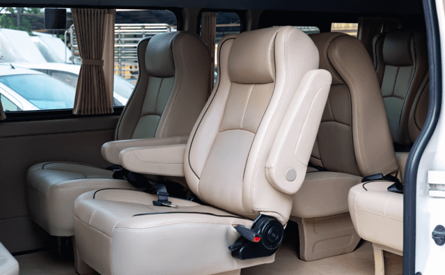 Toyota Hiace Commuter 2.8 Van