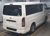 Toyota Hiace Van Long DX