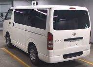 Toyota Hiace Van Long DX