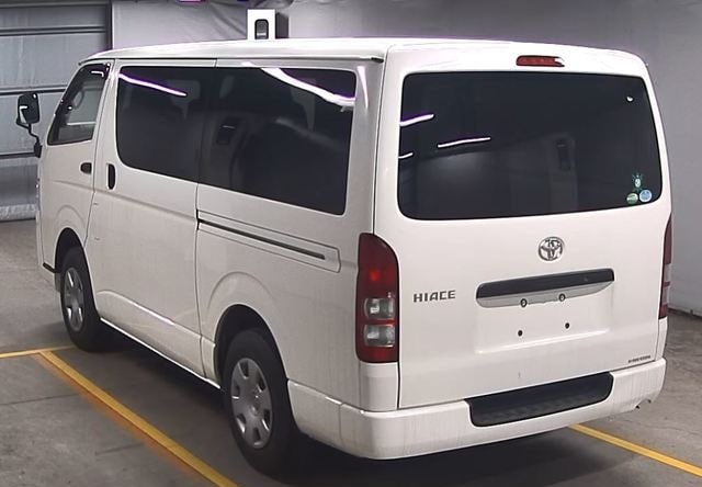 Toyota Hiace Van Long DX