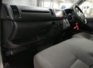 Toyota Hiace Van Long DX