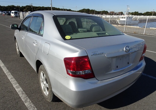 Toyota Corolla Axio X