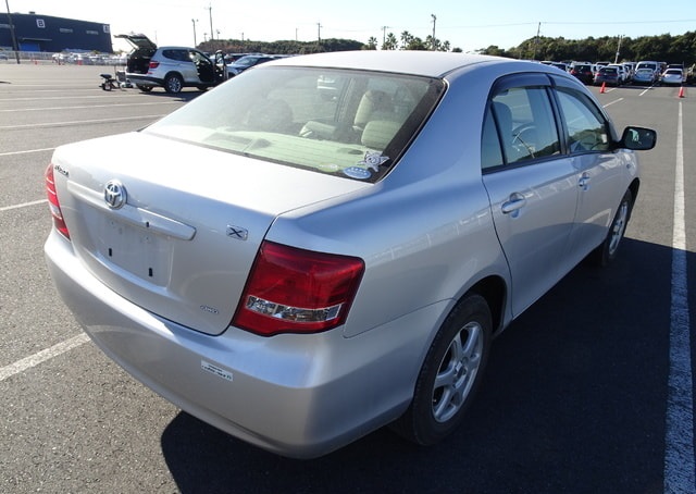 Toyota Corolla Axio X