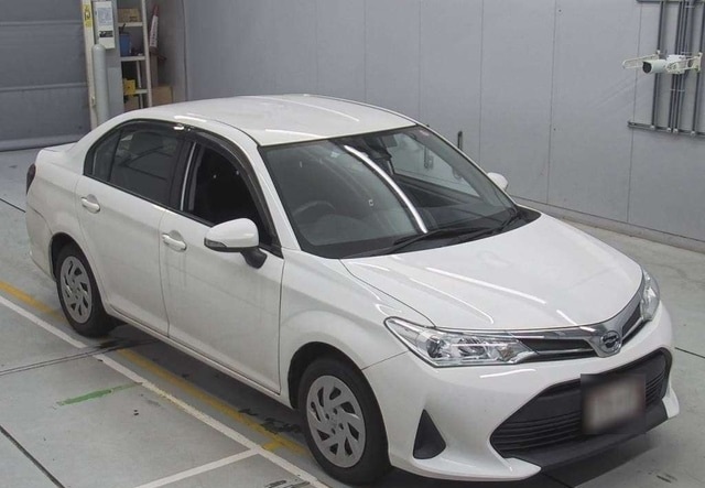 Toyota Corolla Axio EX