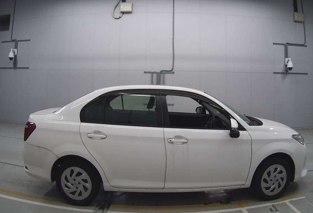 Toyota Corolla Axio EX