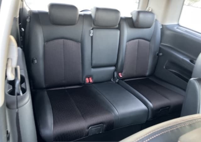 Nissan Elgrand 250
