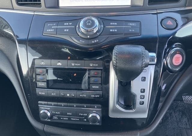 Nissan Elgrand 250