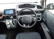 Toyota Sienta G