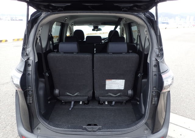 Toyota Sienta G