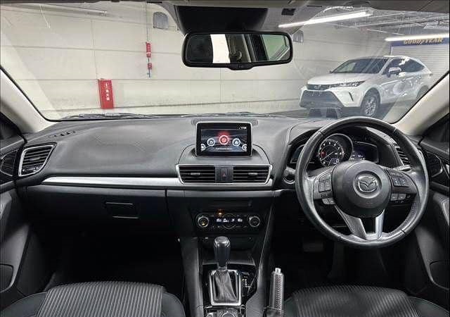 Mazda Axela Sport
