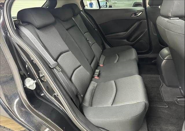 Mazda Axela Sport