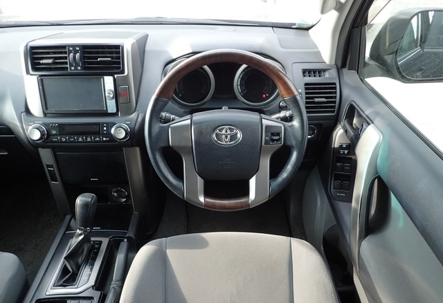 TOYOTA LAND CRUISER PRADO TX