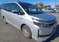Toyota Voxy Hybrid