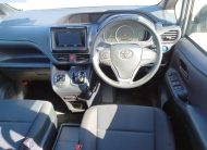Toyota Voxy Hybrid