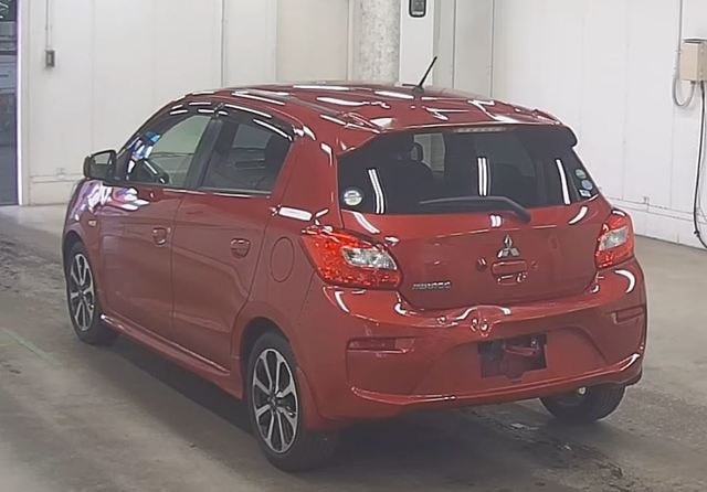 Mitsubishi Mirage M
